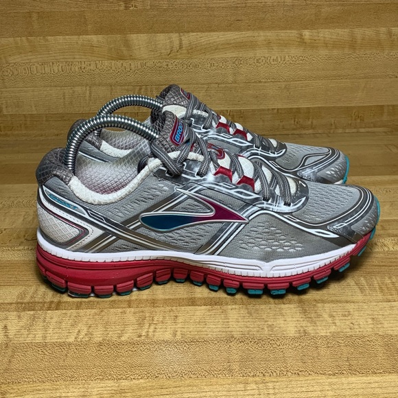brooks multicolor running shoes